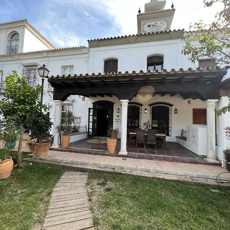 On Acebuchal 23 Guest House El Rocío Екстериор снимка