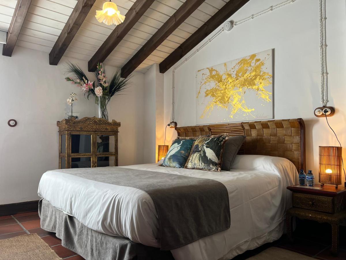 On Acebuchal 23 Guest House El Rocío Екстериор снимка