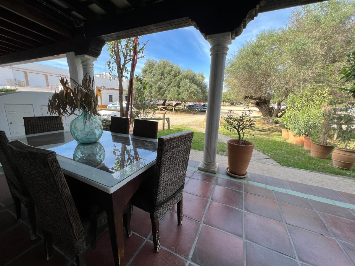 On Acebuchal 23 Guest House El Rocío Екстериор снимка