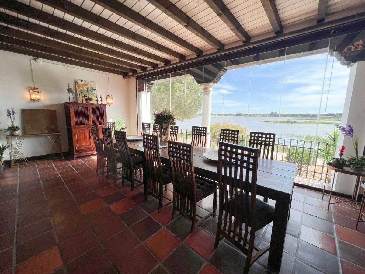 On Acebuchal 23 Guest House El Rocío Екстериор снимка
