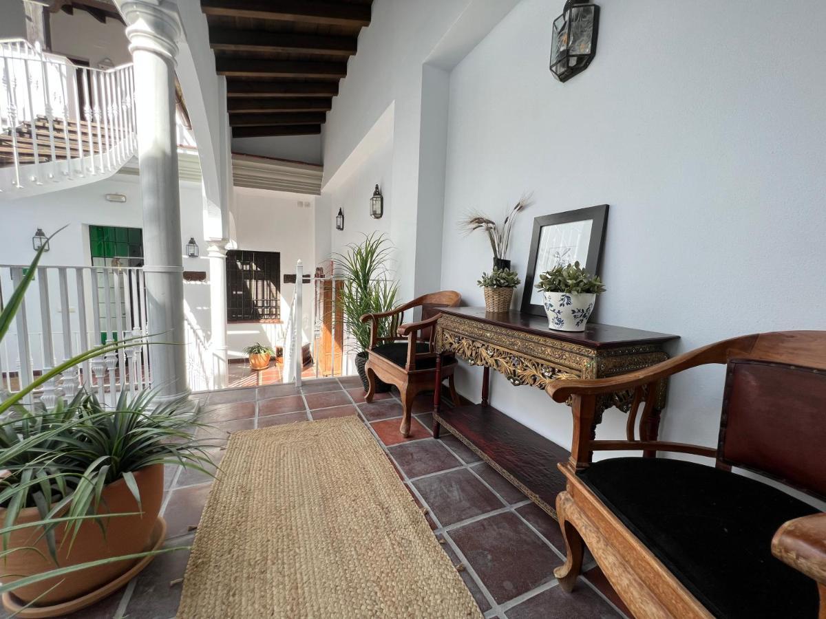On Acebuchal 23 Guest House El Rocío Екстериор снимка
