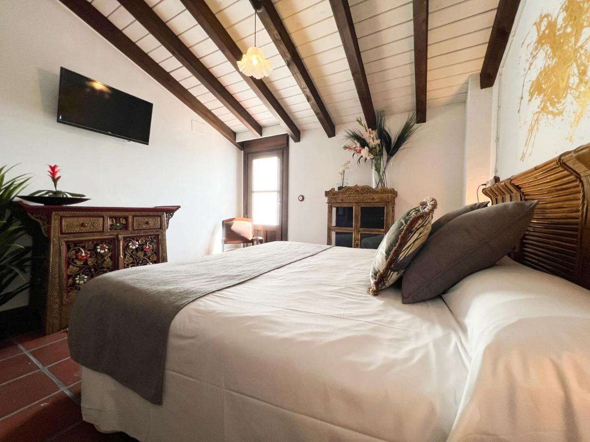 On Acebuchal 23 Guest House El Rocío Екстериор снимка
