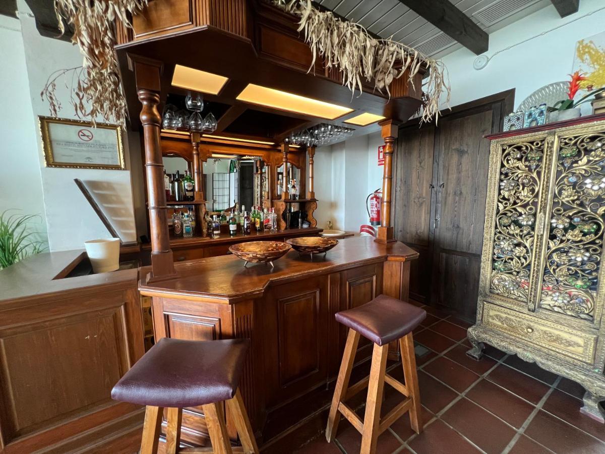 On Acebuchal 23 Guest House El Rocío Екстериор снимка