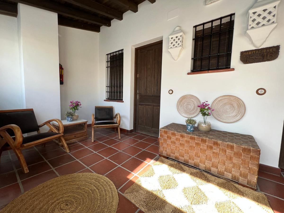 On Acebuchal 23 Guest House El Rocío Екстериор снимка
