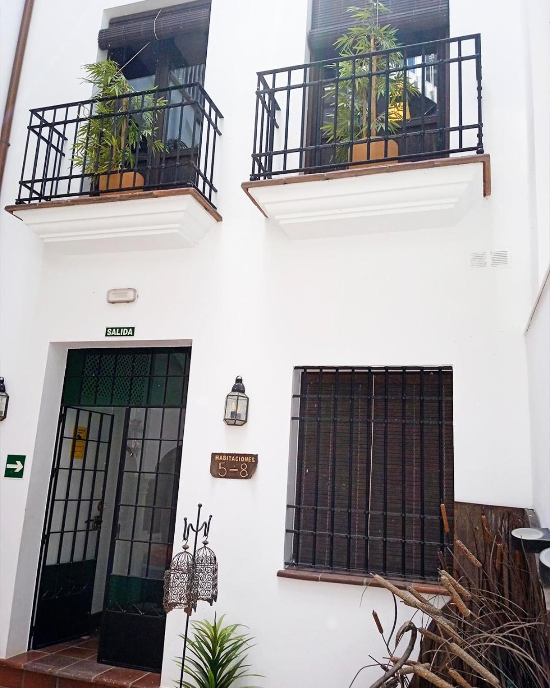 On Acebuchal 23 Guest House El Rocío Екстериор снимка